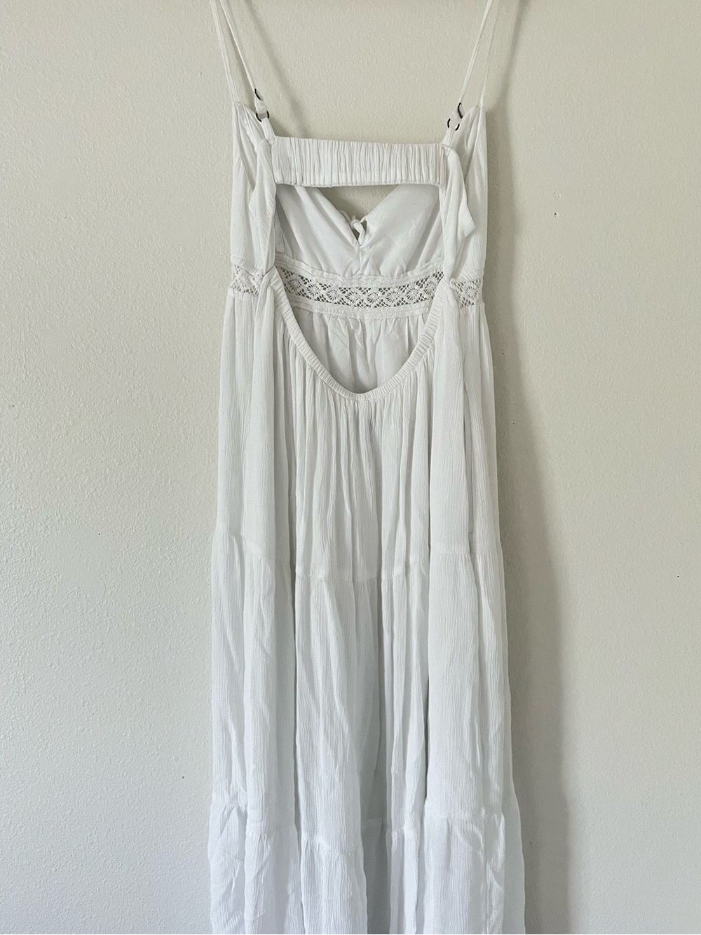 Hollister White Lace Midi Dress - Picture 3 of 4